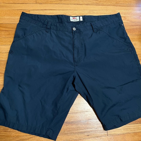 Fjallraven Other - Fjallraven Men's Navy Outdoor Hybrid Shorts